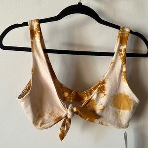 NWT DIPPIN DAISYS NEUTRAL BOHO TIE FRONT BIKINI TOP